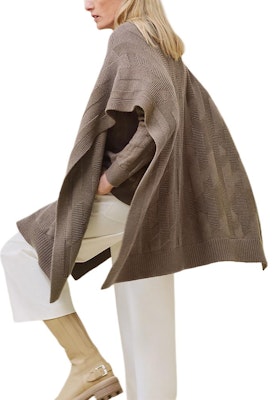 (W) 에르메스 FW24 그레이 울 골지 니트 판초 케이프 스웨터 H4H2904D3DK34 Lookbook (W) 에르메스 FW24 그레이 울 골지 니트 판초 케이프 스웨터 H4H2904D3DK34