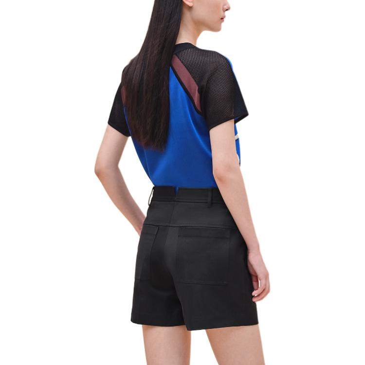 Shop (Women) HERMES FW25  Black Solid High-Waist Pleated Casual Shorts. H4H0405DQ02