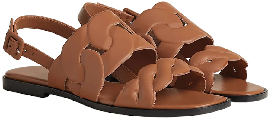 (W) HERMES Grace ''Bruine Teenslipper met Gespsluiting'' H231130Z-A3 Lookbook (W) HERMES Grace ''Bruine Teenslipper met Gespsluiting'' H231130Z-A3
