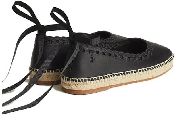 (W) HERMES Guapa Flats ''Zwarte Vierkante Neus'' H231139Z-02 Lookbook (W) HERMES Guapa Flats ''Zwarte Vierkante Neus'' H231139Z-02