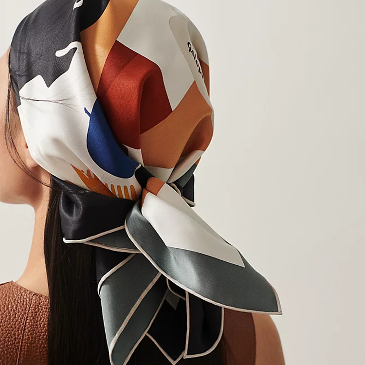 (Women) HERMES Handmade Silk Scarf for Women - Multicolor H984043S10 圖 3