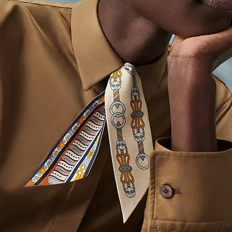 (Women) HERMES Harnais en Rosace Twilly Silk Scarf Cream Color for Women H063853S-06 圖 3