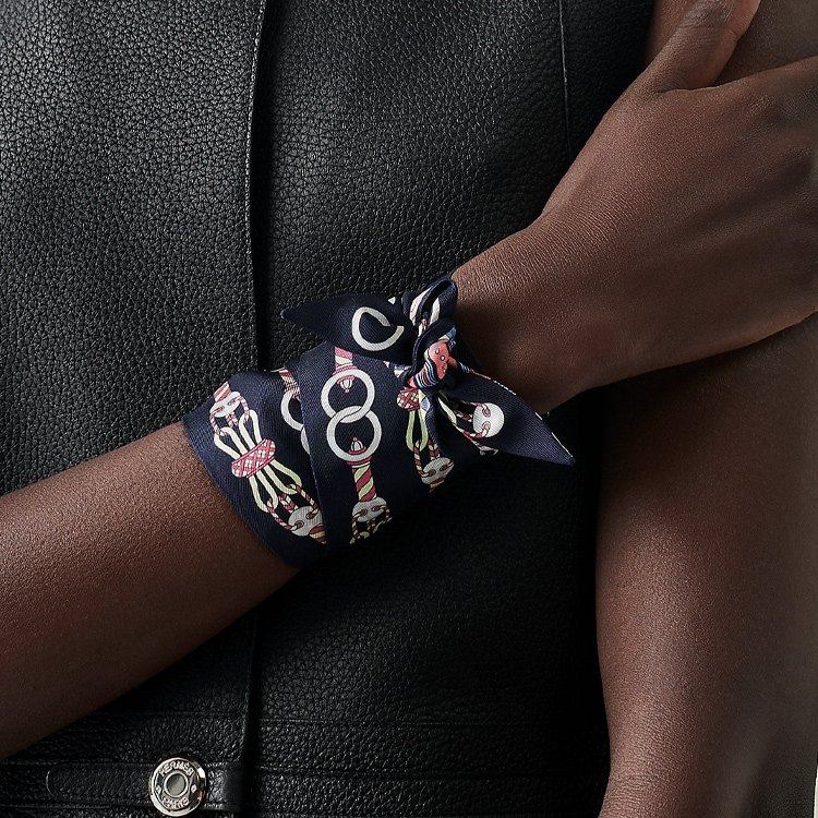 (Women) HERMES Harnais en Rosace Twilly Silk Scarf Navy/Pink/Sulfur Yellow (). H063853S-07 圖 3