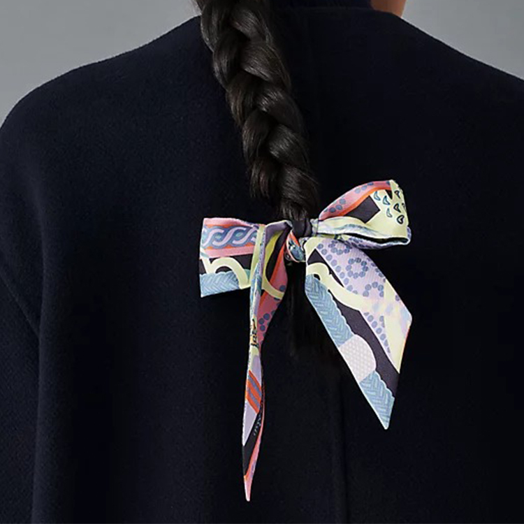 (Women) Hermes HERMÈS Fantaisie d'Etriers Twilly Silk Scarf for Women - Multicolor. H063921S 34 圖 3