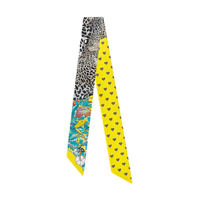 (Women) HERMES Jungle Love Heart Silk Scarf Yellow for Women. H063513S-21
