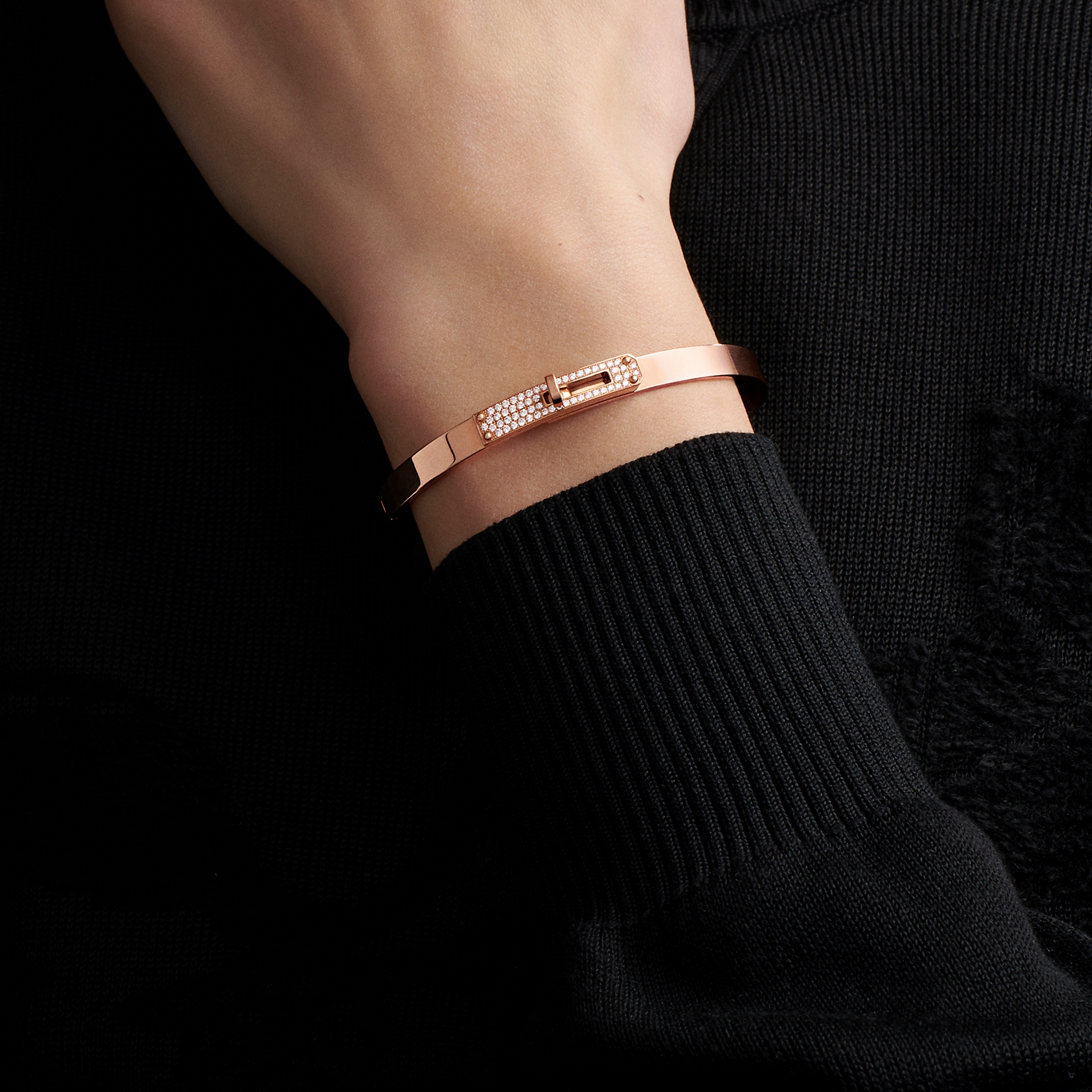 (Women) HERMES Kelly 18K Rose Gold Bracelet with Diamonds for Women. H110014B-00 圖 3