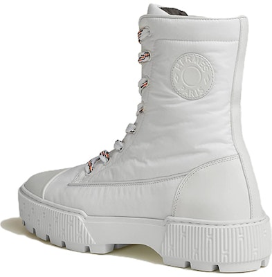 (W) エルメス レザーアンクルブーツ「ファッションストラップ ホワイト」 H222052Z-90 Shop (W) エルメス レザーアンクルブーツ「ファッションストラップ ホワイト」 H222052Z-90