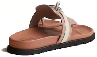 Shop HERMES愛馬仕 皮革 時尚潮流 人字拖 鞋 女式 棕色