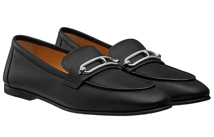 Lookbook (W) HERMES Mocassini ''Pelle Nera'' H211255Z-02