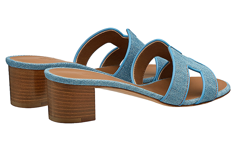 Purchase (Women) HERMES Oasis 'Light Blue' H211250Z-CB