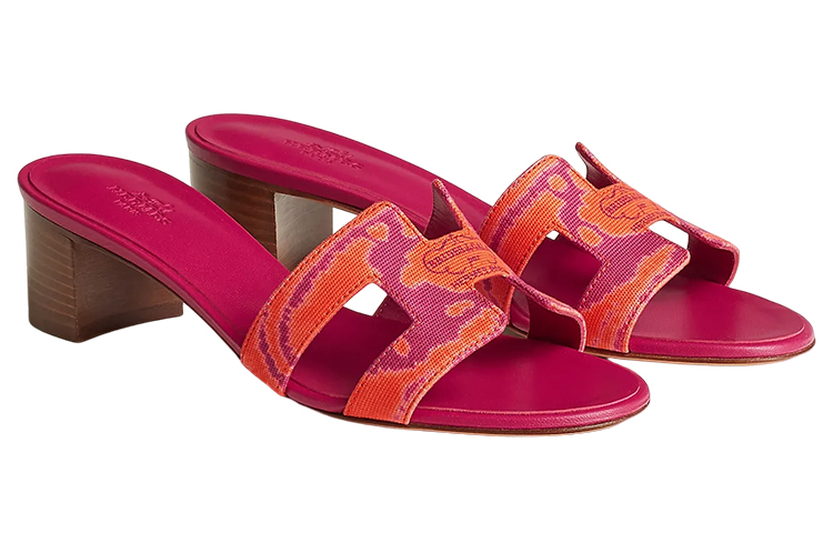 Lookbook (Women) HERMES Oasis 'Pink' H231103Z-2M