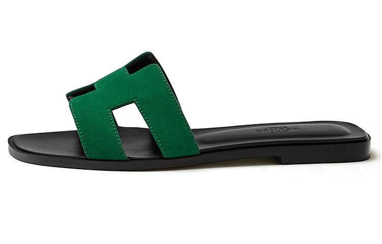 (Women) HERMES Oran 'Black Green' H222288Z-I0