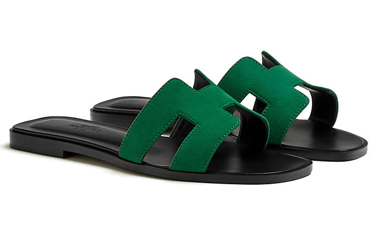 Lookbook (W) HERMES Oran 'Hitam Hijau' H222288Z-I0