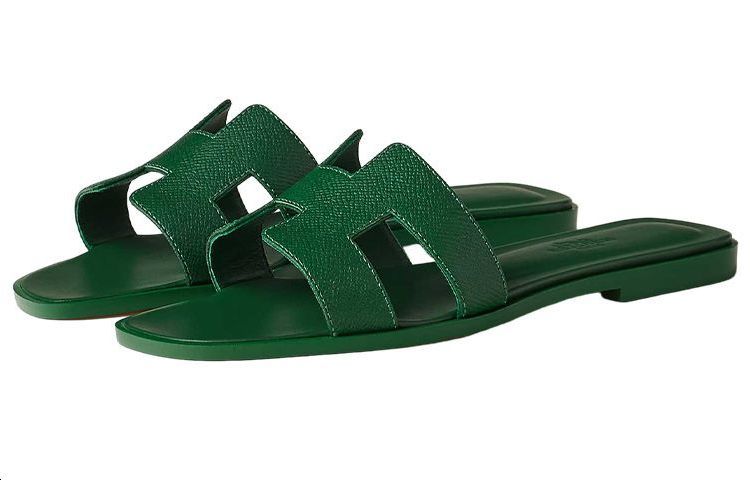 Lookbook (Women) HERMES Oran 'Green' H202272Z-H0