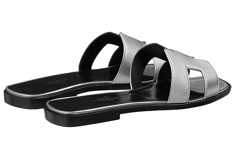 Purchase (Women) HERMES Oran 'Silver' H122086Z-A9