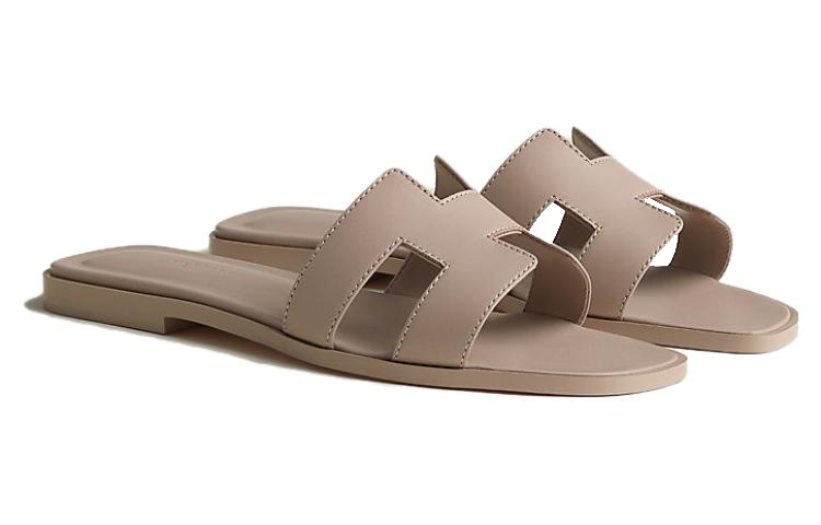 Lookbook HERMES愛馬仕 小牛皮 時尚涼拖 女款 米色