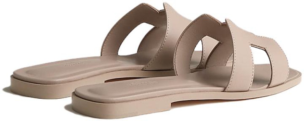 HERMES愛馬仕 小牛皮 時尚涼拖 女款 米色 Shop HERMES愛馬仕 小牛皮 時尚涼拖 女款 米色