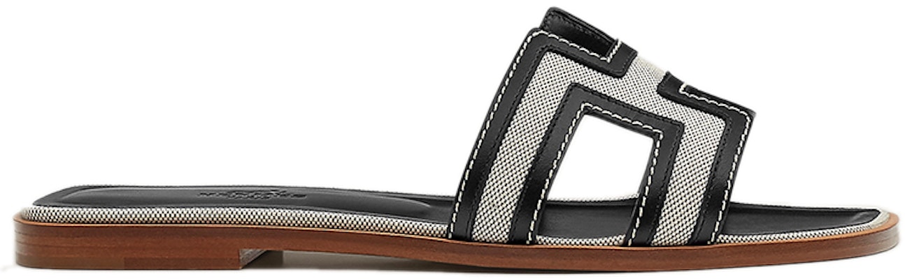 (W) Sandal Hermes Oran 'Hitam' H221106Z-01 Order (W) Sandal Hermes Oran 'Hitam' H221106Z-01
