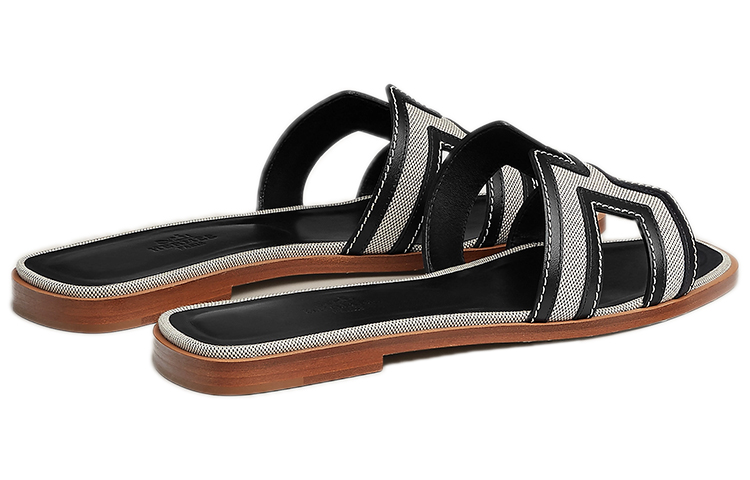 Shop (W) 에르메스 오란 샌들 "블랙" H221106Z-01