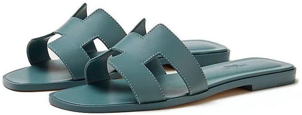 HERMES愛馬仕 Oran 小牛皮 舒適套穿 時尚拖鞋 女款 藍色 Lookbook HERMES愛馬仕 Oran 小牛皮 舒適套穿 時尚拖鞋 女款 藍色