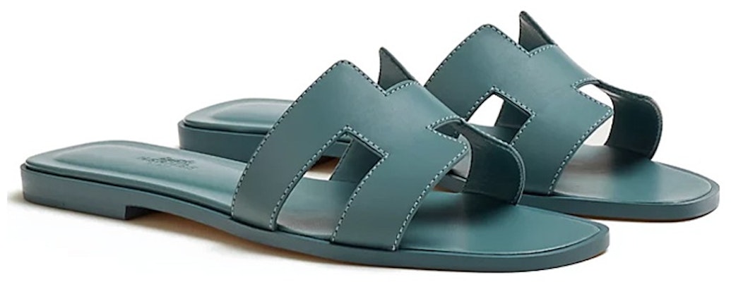 HERMES愛馬仕 Oran 小牛皮 舒適套穿 時尚拖鞋 女款 藍色 Shop HERMES愛馬仕 Oran 小牛皮 舒適套穿 時尚拖鞋 女款 藍色