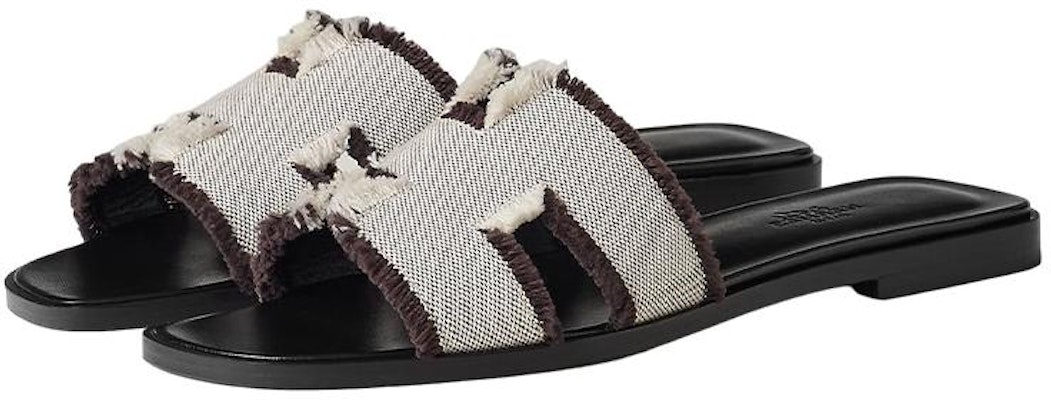 (W) Sandal HERMES Oran 'Abu Fashion' H231095Z-PN Lookbook (W) Sandal HERMES Oran 'Abu Fashion' H231095Z-PN