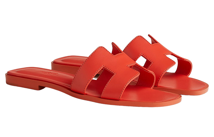 Shop HERMES 愛馬仕 Oran 小牛皮 套腳 時尚涼拖 女款 紅色