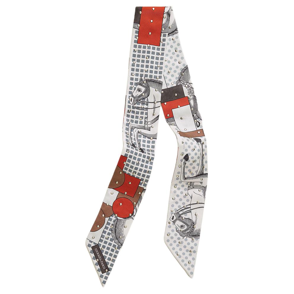 (Women) HERMES Original Design Silk Scarf Women’s White. H204008S