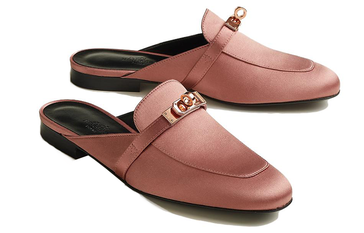 Lookbook (W) HERMES Oz 'Rosa Confort' H232118Z-D4