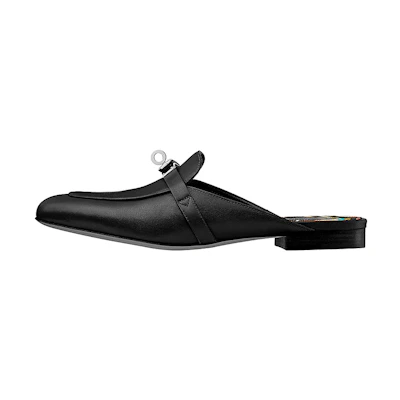 (W) HERMES Oz Mule 'Black Canvas Print'