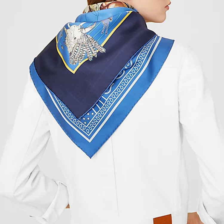 (Women) HERMES Pani la Shar Pawnee Double-Sided Chief Print Silk Scarf Blue Women H903551S 01 圖 7