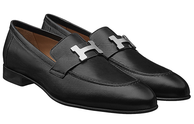 Lookbook (W) Kasut Loafer Kulit Kambing Hitam HERMES Paris H172368Z-A02