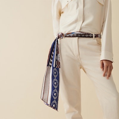 (W) HERMÈS Pañuelo de Seda Estampado de Moda para Mujer - Multicolor. H103872S 01 Lookbook (W) HERMÈS Pañuelo de Seda Estampado de Moda para Mujer - Multicolor. H103872S 01