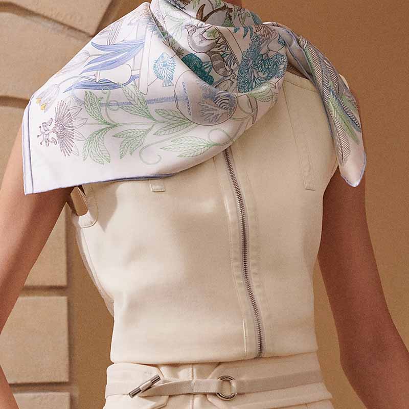 (Women) HERMES Printed Logo Silk Scarf Women White/Light Blue/Mint Green H004094S14 圖 3