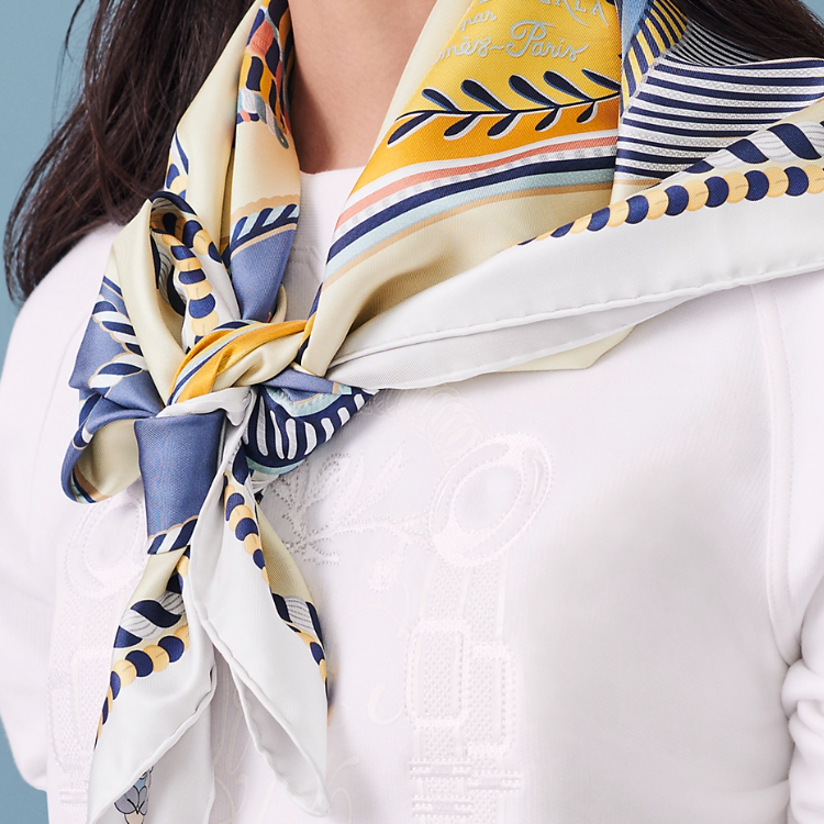 (Women) HERMES Reversible Silk Scarf  - Pearl Gray/Light Yellow/Blue Gray H903983S 02 圖 5