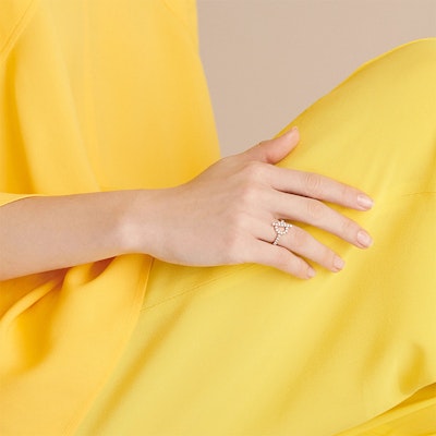 (Women) HERMES Rose Gold Diamond Ring for Women - Xiaoq Series. H219612B-000 Lookbook (Women) HERMES Rose Gold Diamond Ring for Women - Xiaoq Series. H219612B-000