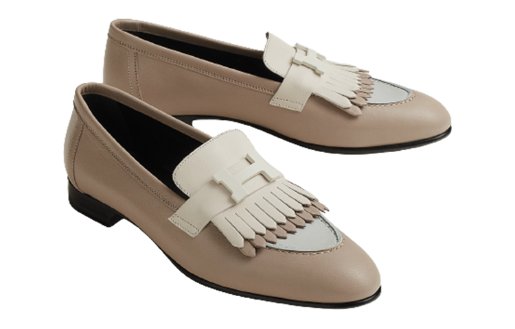 Lookbook (W) HERMES Kasut Loafers Hujung Bulat 'Beige' H232136Z-B3
