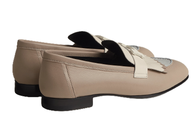 Shop (W) HERMES Kasut Loafers Hujung Bulat 'Beige' H232136Z-B3