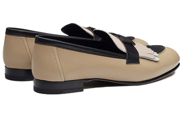 Shop (W) HERMES Mocassino Royale ''Beige Grano Saraceno'' H221073Z-2F