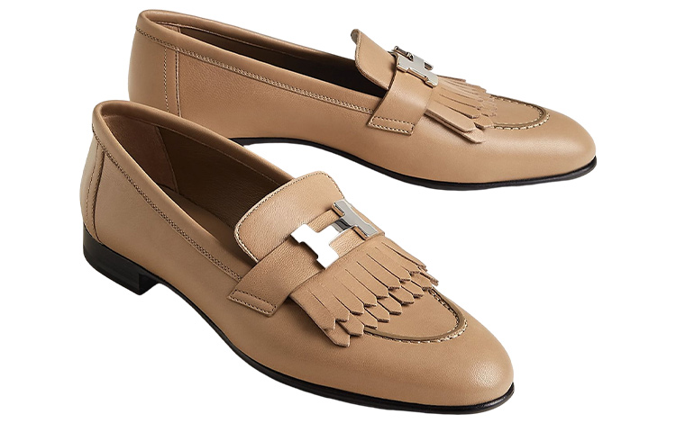 Shop HERMES愛馬仕 Royal 皮革 低幫套腳 樂福鞋 女款 裸色