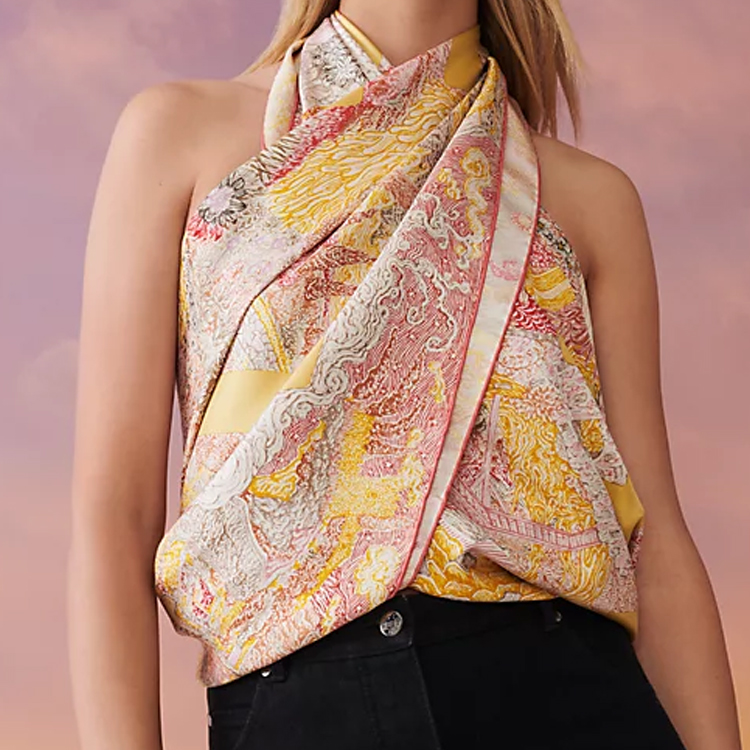 (Women) HERMES Silk Scarf for Women in Rose Pink Color. H673752S-07 圖 3