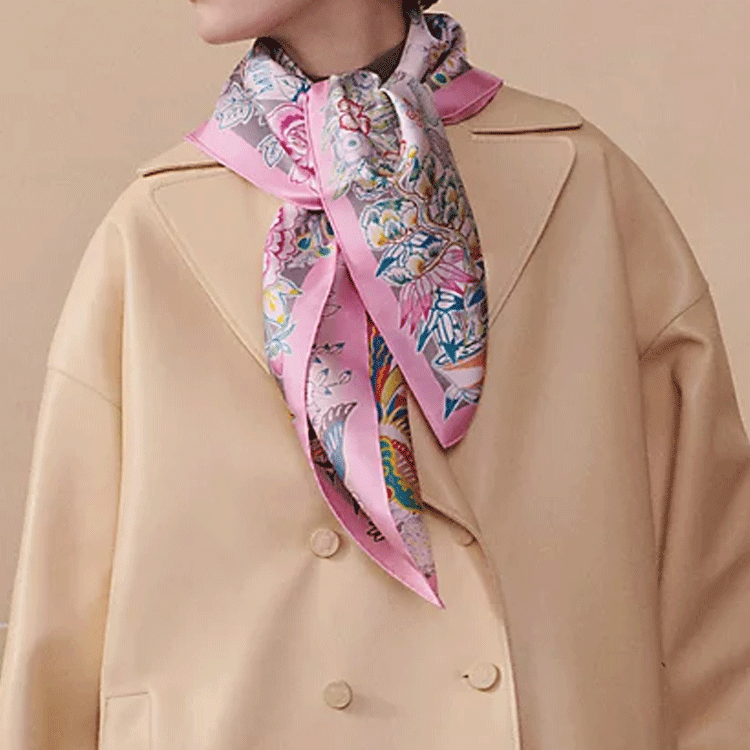 (Women) HERMES Silk Scarf for Women Rose Color with Double-Sided Pattern Design. H904126S 02 圖 5