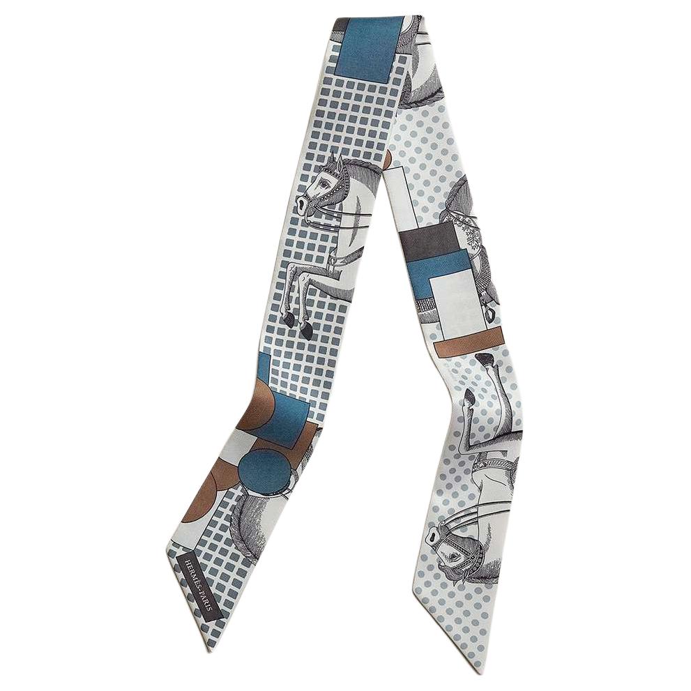 (Women) HERMES Silk Twill Scarf for Women - Multi-color Brand Logo Design. H064008S 06