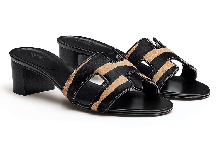 Lookbook (W) HERMES Tacón Alto Casual Negro Simple H212183Z-03