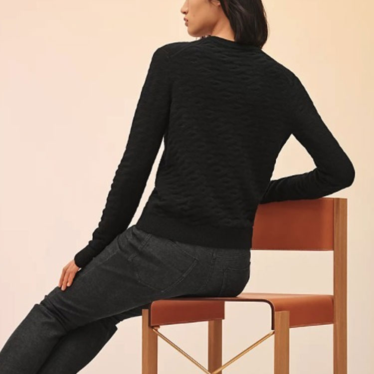 Shop (Women) HERMES SS22  Black Wool Sweater with Solid Logo Jacquard Design. H2E2624DE02