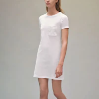 Lookbook (W) 에르메스 SS22 자수 포켓 반팔 드레스 화이트. H2E4508DU90