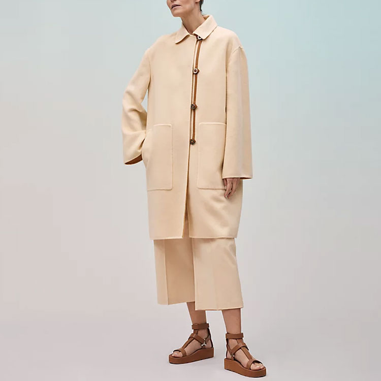 Lookbook (Women) HERMES SS22  Long Reversible Cashmere Coat in Watercolor Yellow. H2E0117DD8T