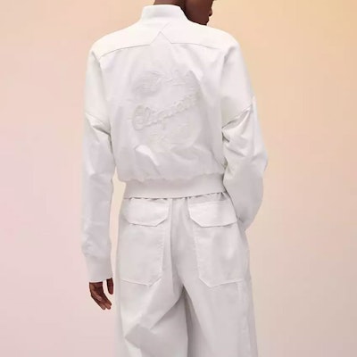(Women) HERMES SS22 Solid Color Long Sleeve Jacket White H2E0151-DJ90-42 Lookbook (Women) HERMES SS22 Solid Color Long Sleeve Jacket White H2E0151-DJ90-42
