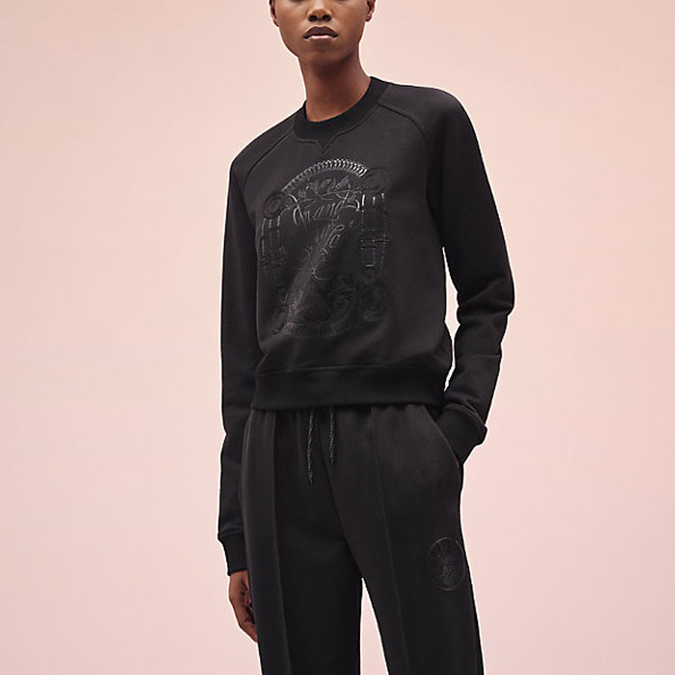 Lookbook (W) 愛馬仕 SS22 刺繡黑色圓領衛衣 H2E4609DQ02