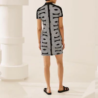 Shop (W) 에르메스 SS23 그래픽 프린트 집업 반소매 드레스 여성 블랙 H1E4505DC02